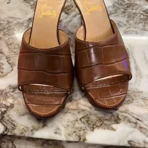 Louboutin kitten heel slides